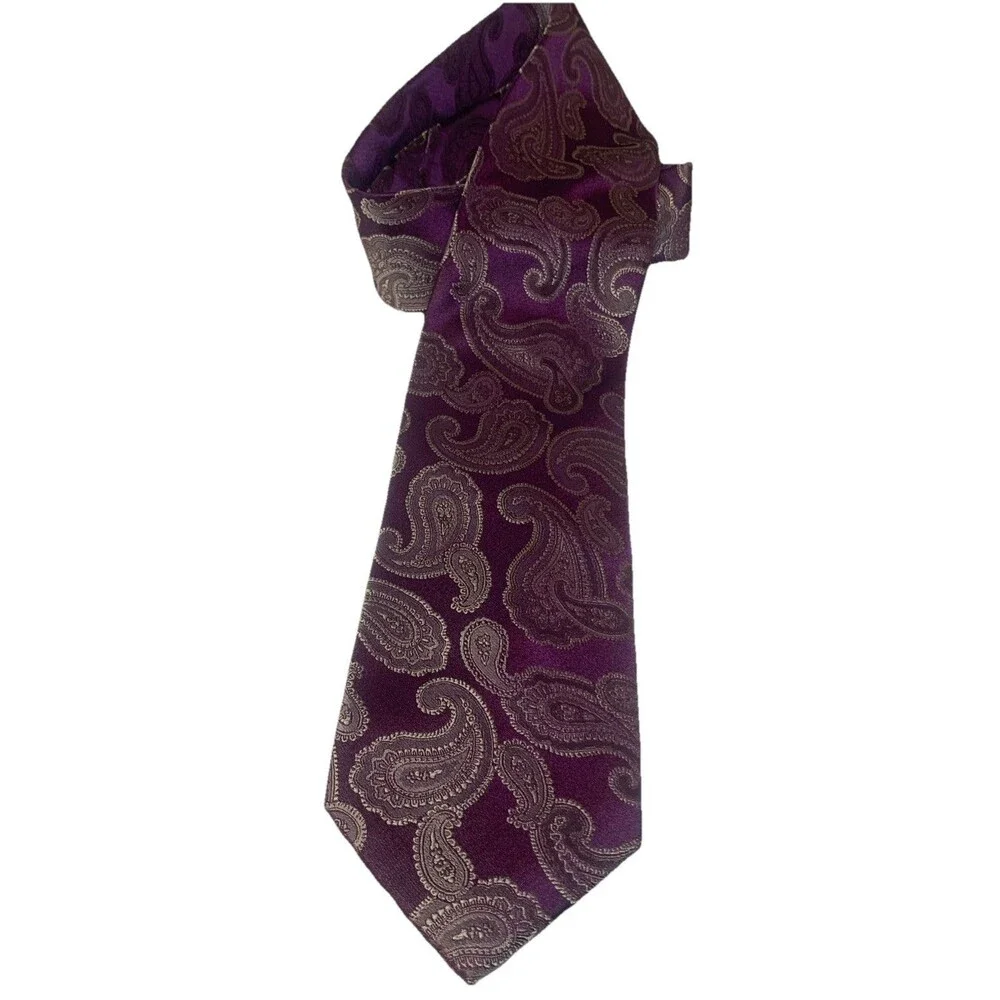 Paul Fredrick 100% Silk Tie Purple Paisley Print 58”X3.5” Designer Business